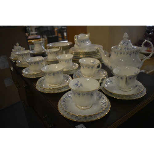 235 - 52 PIECE MEMORY LANE DINNER SERVICE BY ROYAL ALBERTU