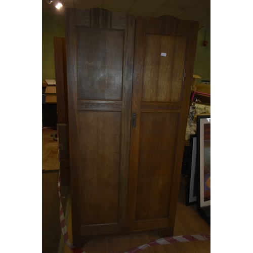 4 - OAK DOUBLE ROBE