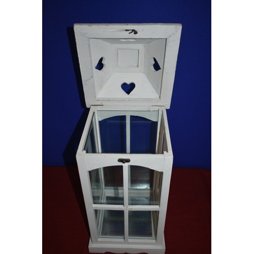 31 - WHITE HEART LANTERN MISSING ONE GLASS PANEL