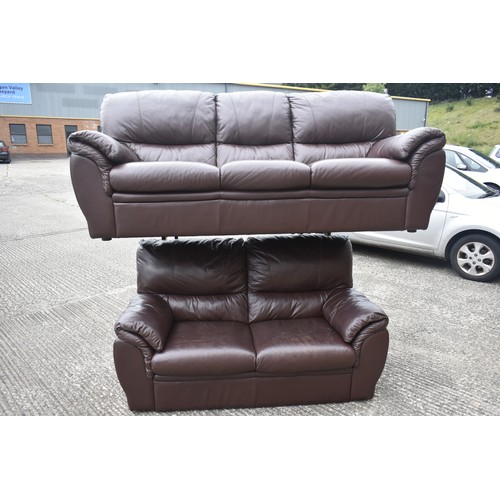 60 - 3,2 BROWN LEATHER SUITE