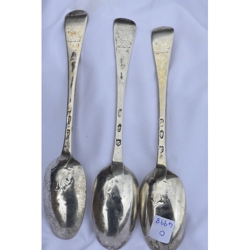 135 - SET 3 EARLY IRISH SILVER SPOONS 224 GRAMS