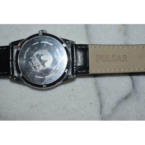 169 - PULSAR WRIST WATCH