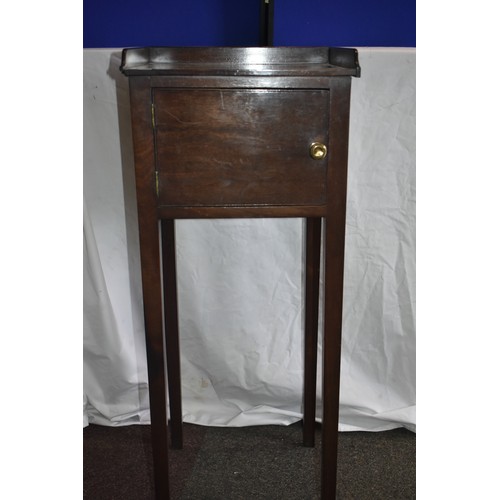 178 - GEORGIAN MAHOGANY GALLERY BACK POT CUPBOARD