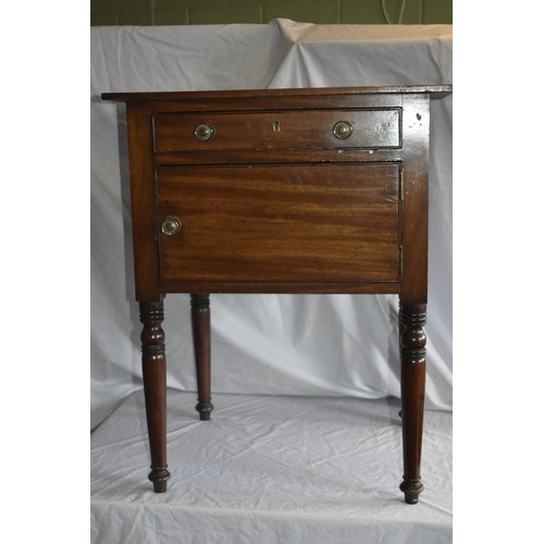 191 - GEOGIAN MAHOGANY POT CUPBOARD