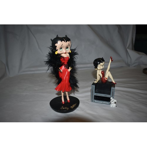 232 - 2 SMALL BETTY BOOP FIGURES