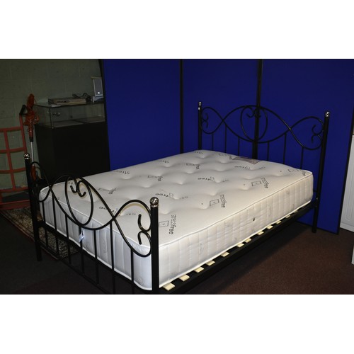 213 - METAL 4FT 6 BED COMPLETE