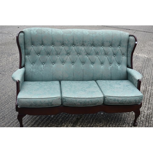 253 - 3 SEATER WINGBACK