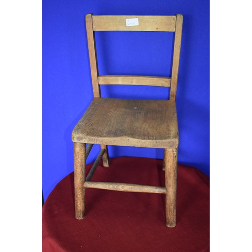 281 - KIDS PINE CHAIR