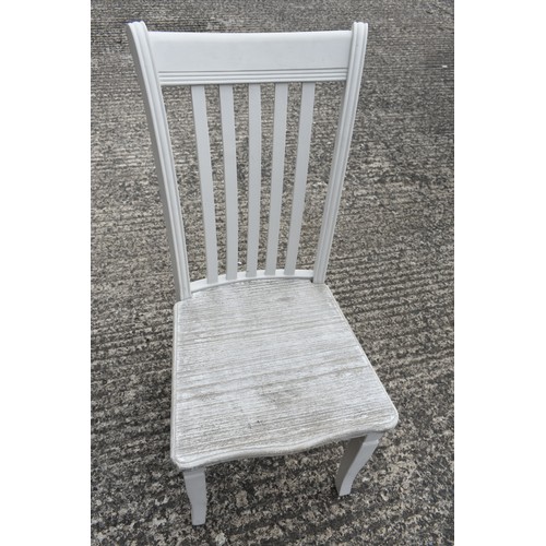 322 - CREAM AND WASHED EFFECT CHAIR