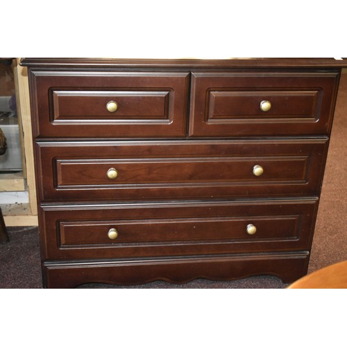 173 - 2/2 MAHOGANY CHEST GALLERY BACK