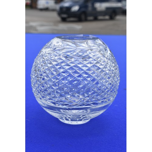 192 - HEAVY TYRONE CRYSTAL BOWL