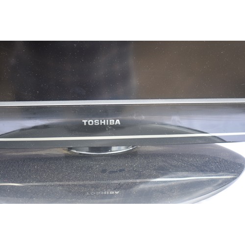 22 - TOSHIBA TV WITH REMOTE PWO