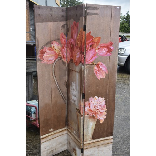 1 - 4 FOLD CHANGING SCREEN STILL LIFE