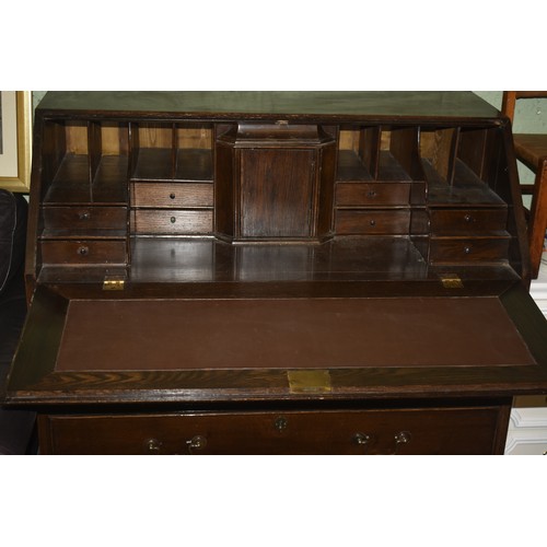 29 - GEORGIAN OAK BUREAU