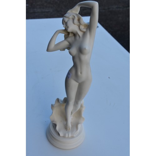 18 - LADY FIGURINE