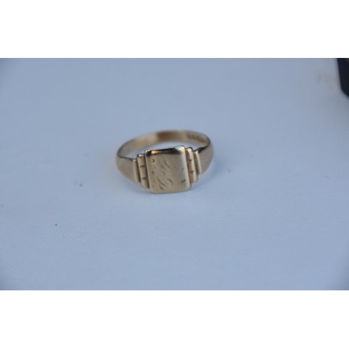 195 - GENTS 9CT GOLD SIGNET RING