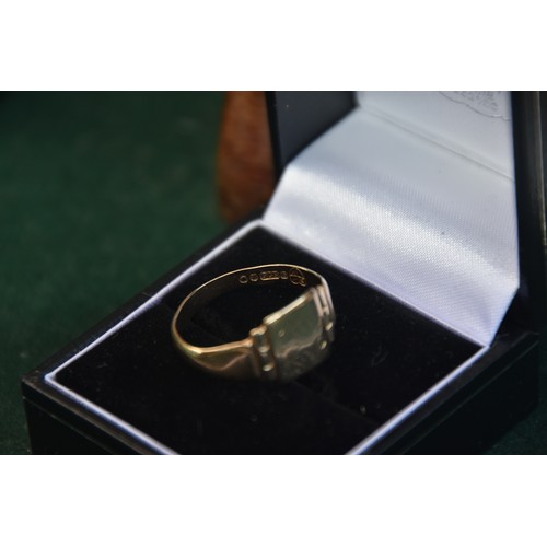 195 - GENTS 9CT GOLD SIGNET RING