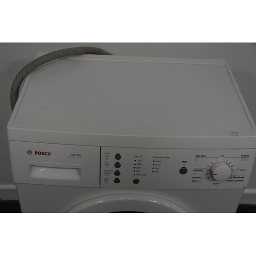 33 - BOSCH WASHING MACHINE 600 MM PWO