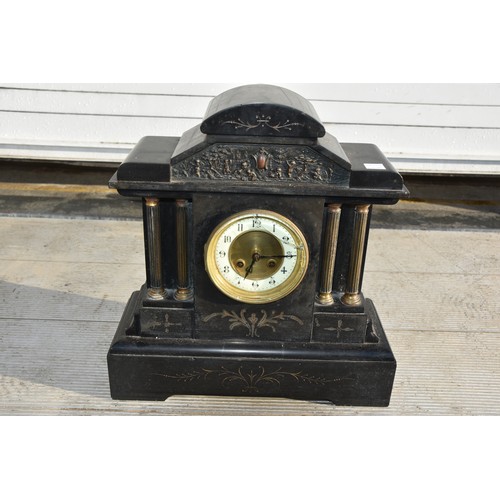 35 - SLATE MANTLE CLOCK WITH BRASS PILLARS DAMAGED BEZELL