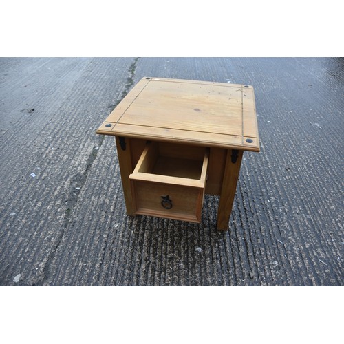 42 - PINE 1 DRAWER LAMP TABLE