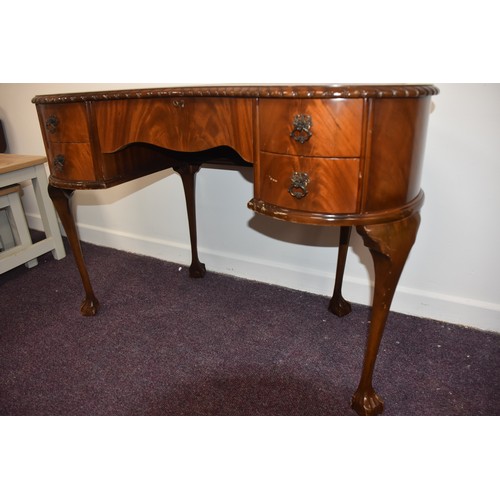 135 - RED LEATHER TOPPED KIDNEY DESK WITH CAB LEG ON BALL & CLAW FOOT IN VERY GOOD CONDITION