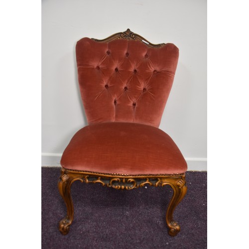 154 - PINK BUTTONED SIDE CHAIR ON CAB LEG  & PIERECD FRONT