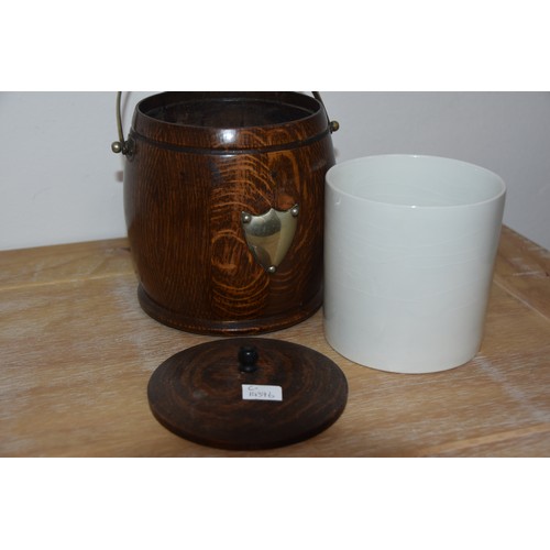 161 - OAK BISCUIT BARRELL WITH LINER