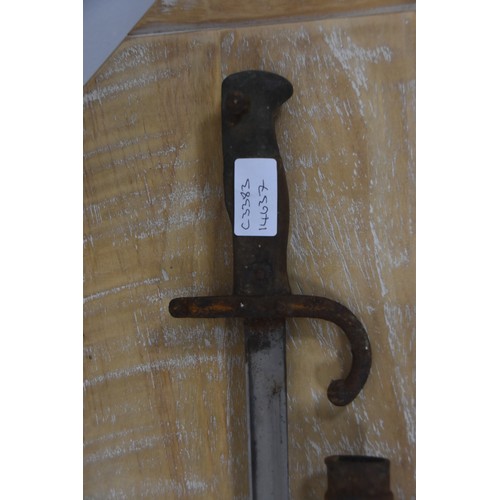 193 - FRENCH BAYONET IN SCABBARD INSCRIBED DERRY PARIS 1878