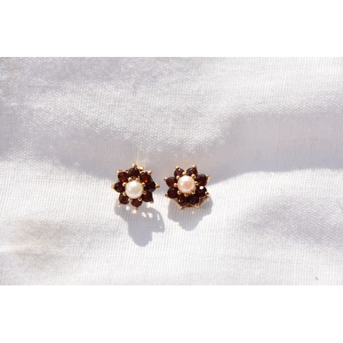 241 - 9CT GOLD PEARL AND GARNET SET EARRINGS (BOXED)