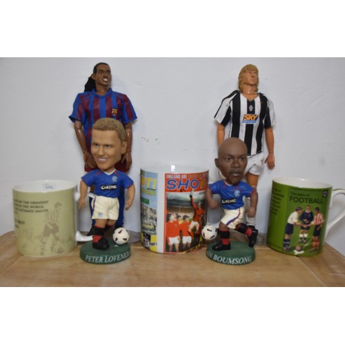 280 - FOOTBALLING ITEMS