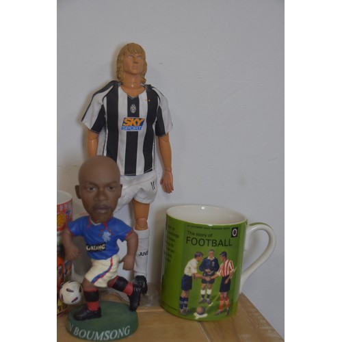 280 - FOOTBALLING ITEMS