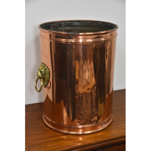 313 - LARGE VICTORIAN HEAVY COPPER & BRASS TURF BUCKET WITH BRASS LION HEAD HANDLES