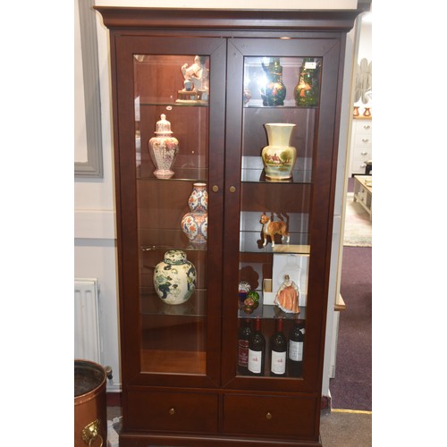 315 - DOUBLE DOOR DISPLAY CABINET OVER 2 DRAWERS