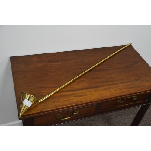 320A - 19TH CENTURY CANDLE SNUFFER (36