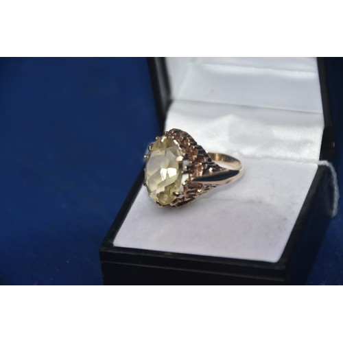 248 - 9CT LARGE CITRINE C1970 RING SIZE L (CAN BE RESIZED)