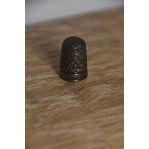 185A - SILVER THIMBLE