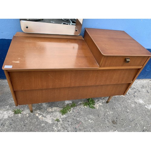 139 - A RETRO 4 DRAWER DRESSING CHEST BY AVALON