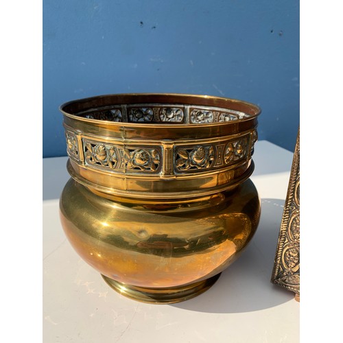 151 - BRASS STICK STAND & BOWL