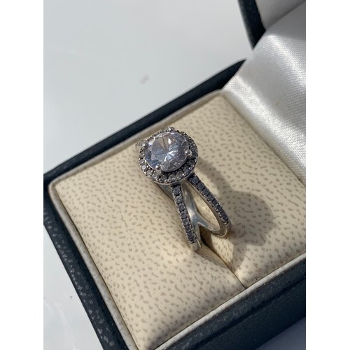 204 - SILVER SOLITAIRE RING