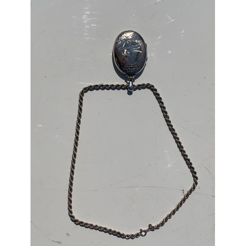 213 - LARGE SILVER LOCKET ON HEAVY ROPE CHAIN