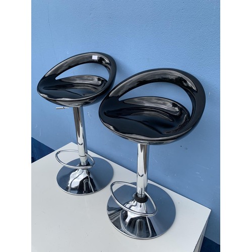 343 - 2 EBONY/CHROME BAR STOOLS