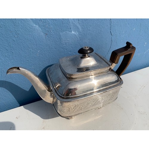 356 - GEORGIAN TEA POT