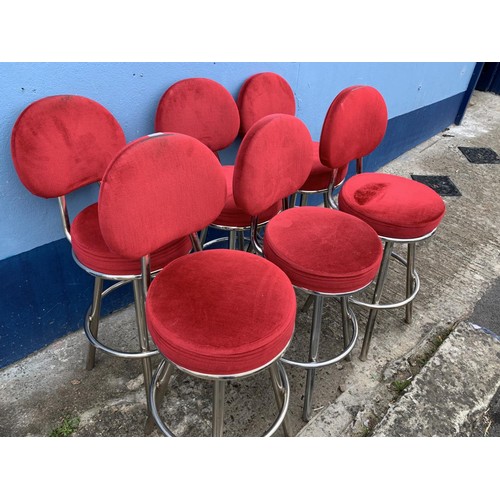 100 - 6 CHROME/PINK SWIVEL BAR STOOL