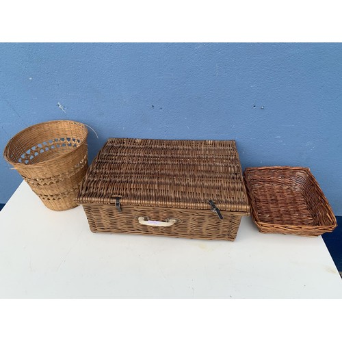 113 - OLD WICKER HAMPER CASE & 2 BASKETS