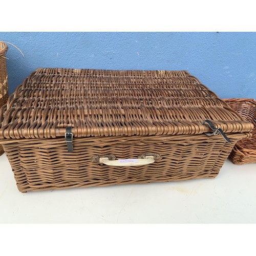 113 - OLD WICKER HAMPER CASE & 2 BASKETS