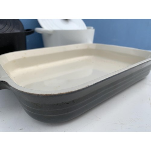 120 - 3 LE CRUSET COOKING DISH (HAIR LINE CRACK ON OVAL LID)