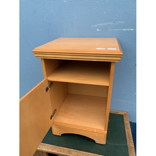 20 - ROSSMORE BEDSIDE LOCKER