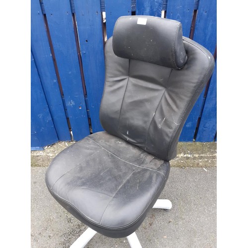 28 - LEATHER SWIVEL CHAIR