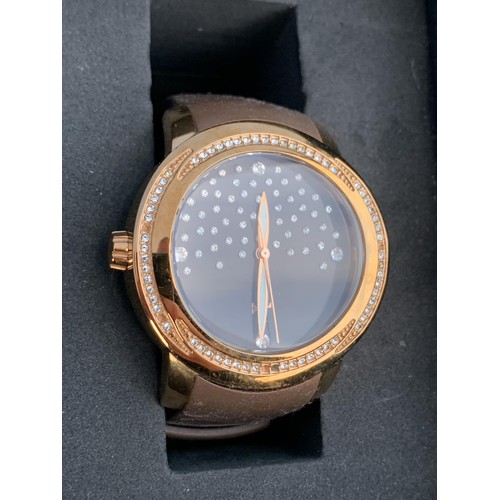 223 - LOUIS THOMPSON LADIES WRIST WATCH