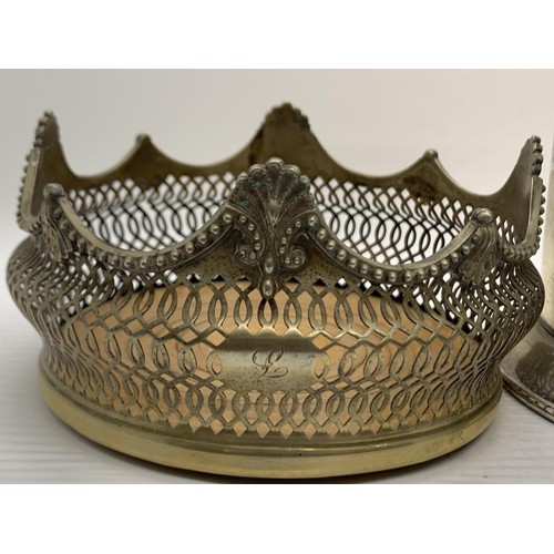 60 - 2 EP WINE BOTTLE HOLDERS